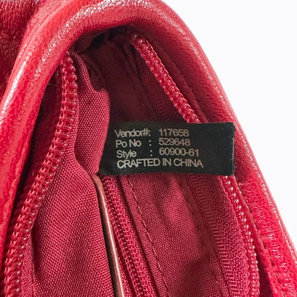 Vintage Wilsons Red Leather Wristlet Clutch Pebbled Quilted Compact Y2K 00s Chic
